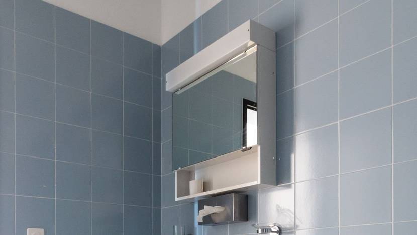 Badezimmer Spiegelschrank