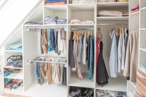 stauraum-schaffen-keliderschrank-nische