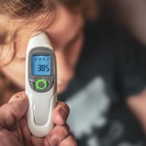 stirnthermometer-anwendung