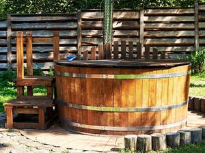 terrasse-gestalten-whirlpool