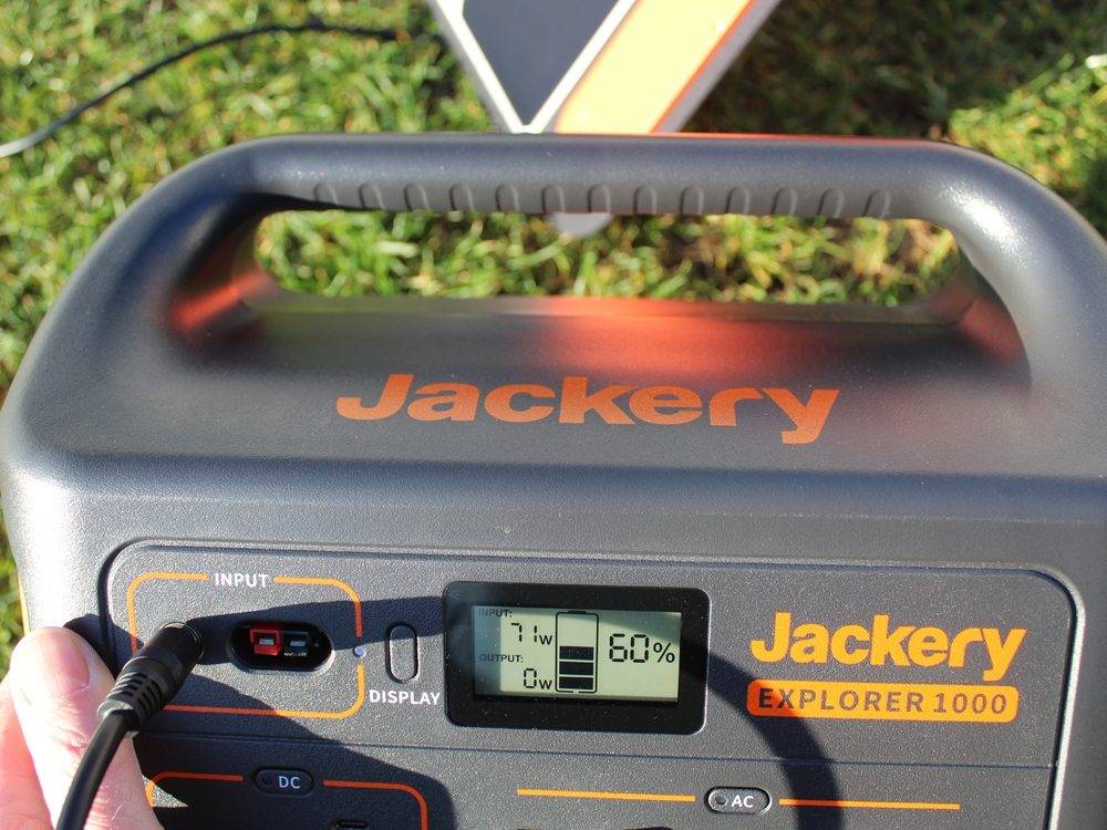 Test Jackery tragbare Powerstation mit Solarpanel