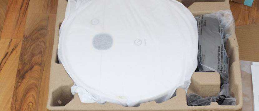 Test Saugroboter Yeedi Verpackung
