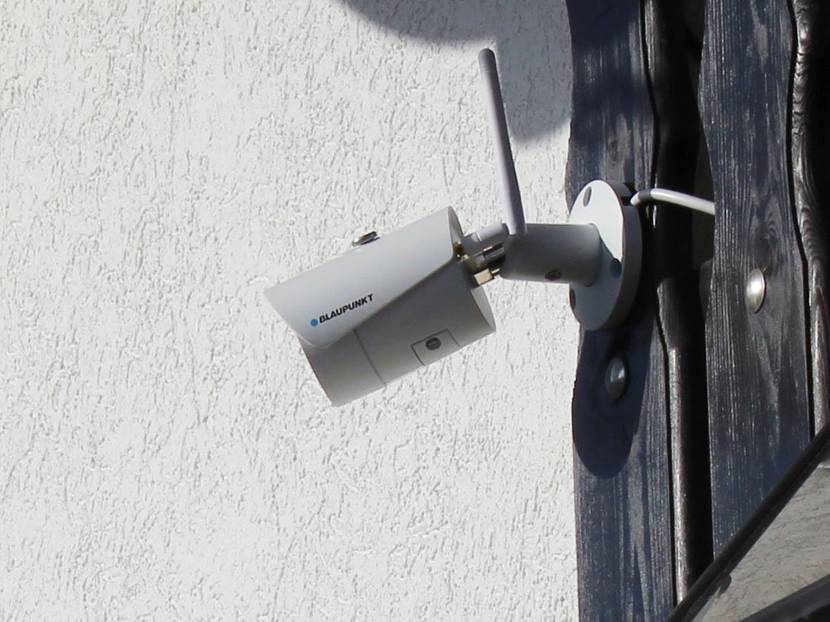 Die VIO-B30 ähnelt vielen anderen Überwachungskameras.