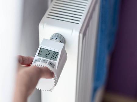 Temperaturregler Thermostat Heizung aufgedreht auf die Stufe 5  Temperaturregler Thermostat Heizung
