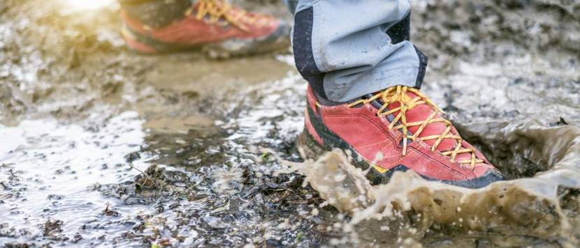 trekkingschuhe-herren-wasserdicht