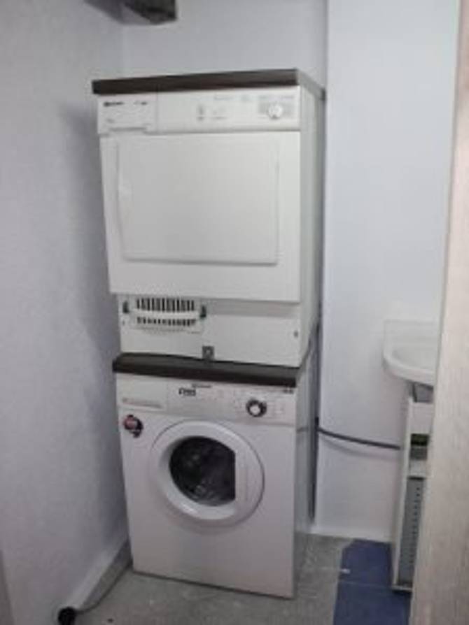 Trockner auf Waschmaschine stellen heimwerker.de