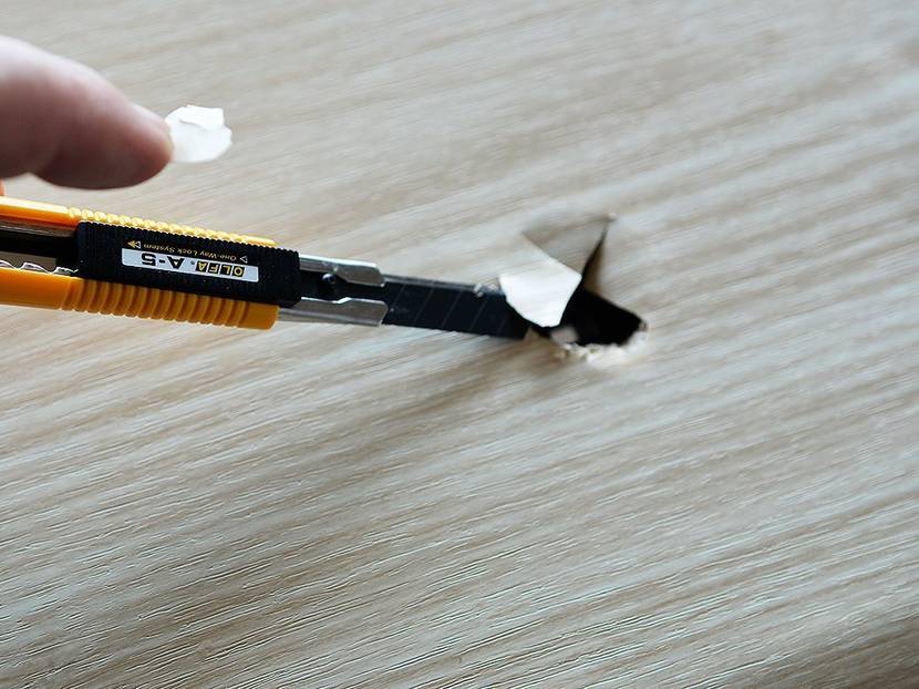 Die Aussparungen müssen mit dem Cutter sauber freigeschnitten werden.