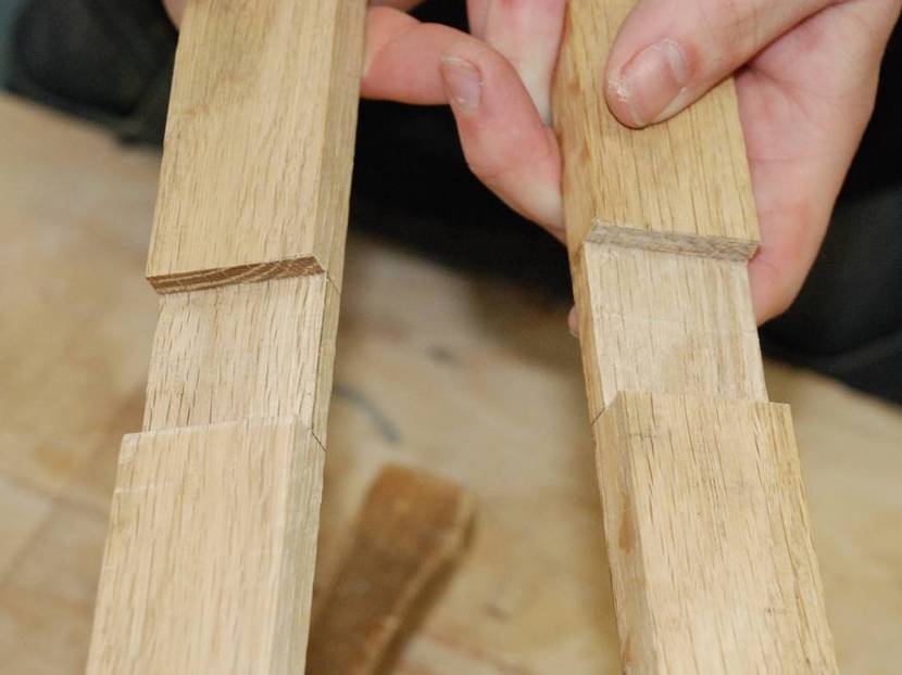 Werkstücke ausgeklinkt für die Überblattung