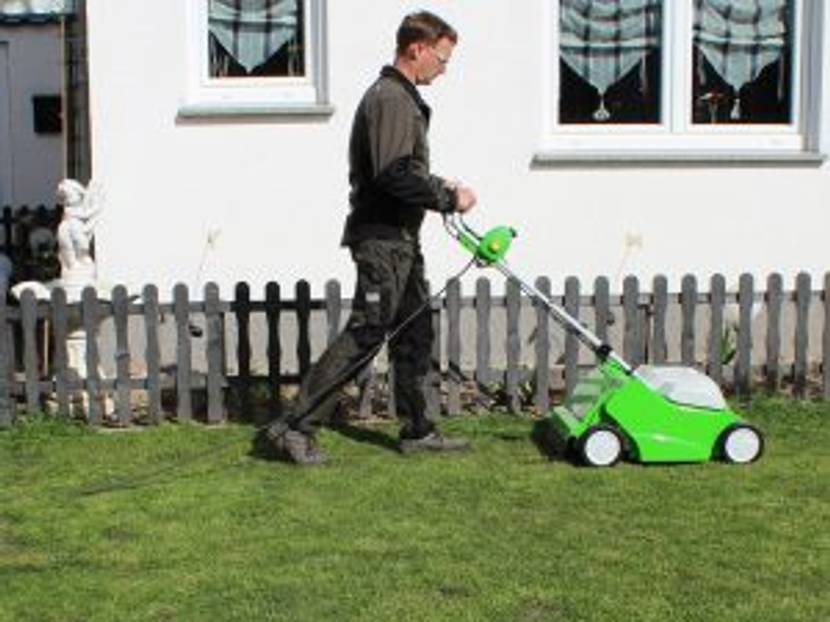 Messerwalze greift kraftvoll