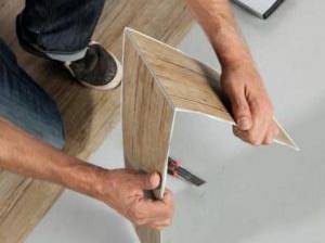 Vinylboden brechen